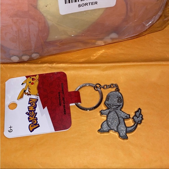 Exclusive Loungefly Pokemon Charmander Mini Backpack & Keychain - Picture 8 of 12